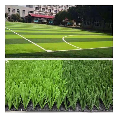 合成サッカーの芝生の人工芝の紫外線抵抗力がある 165 ステッチ/m